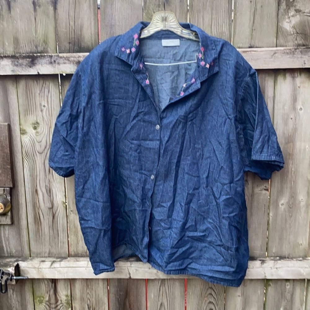 Anna Maxwell button down shirt sz. XL